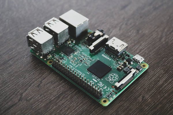 Raspberry Pi 3 - Top 5 Operating Systems and Uses